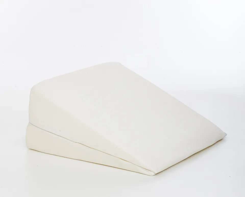 antar-at03027-refluxkissen-orthop-disches-keilkissen-58-x-60-x-26-cm image 1