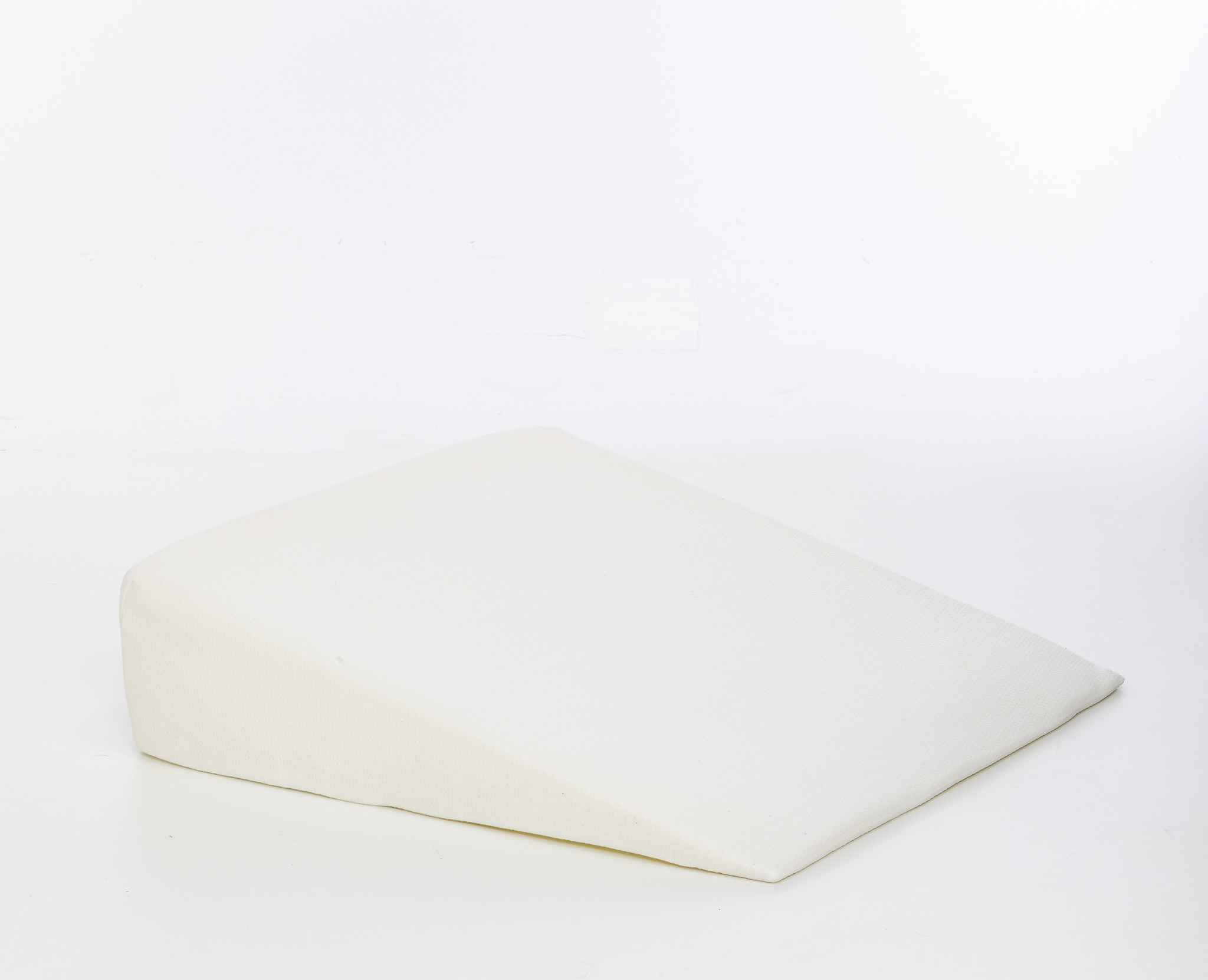 antar-at03027-refluxkissen-orthop-disches-keilkissen-58-x-60-x-26-cm image 5